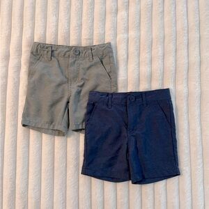 Lot of 2 Cat and Jack Quick Dry Dry Chino Shorts 3T
One grey and one blue